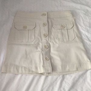 gap khaki skirt